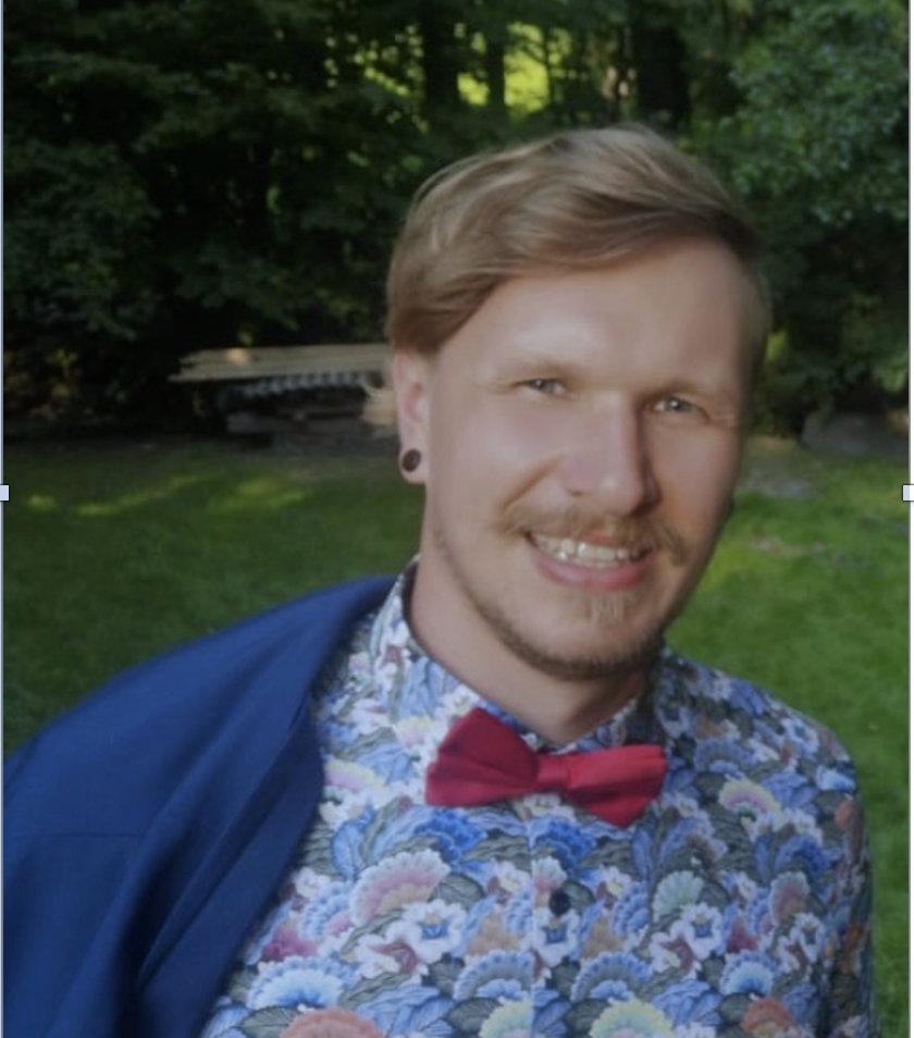 Portraitfoto von Felix Rasche